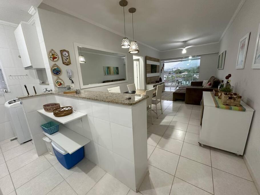 Apartamento Lindo Na Praia Da Enseada - Ubatuba Bagian luar foto